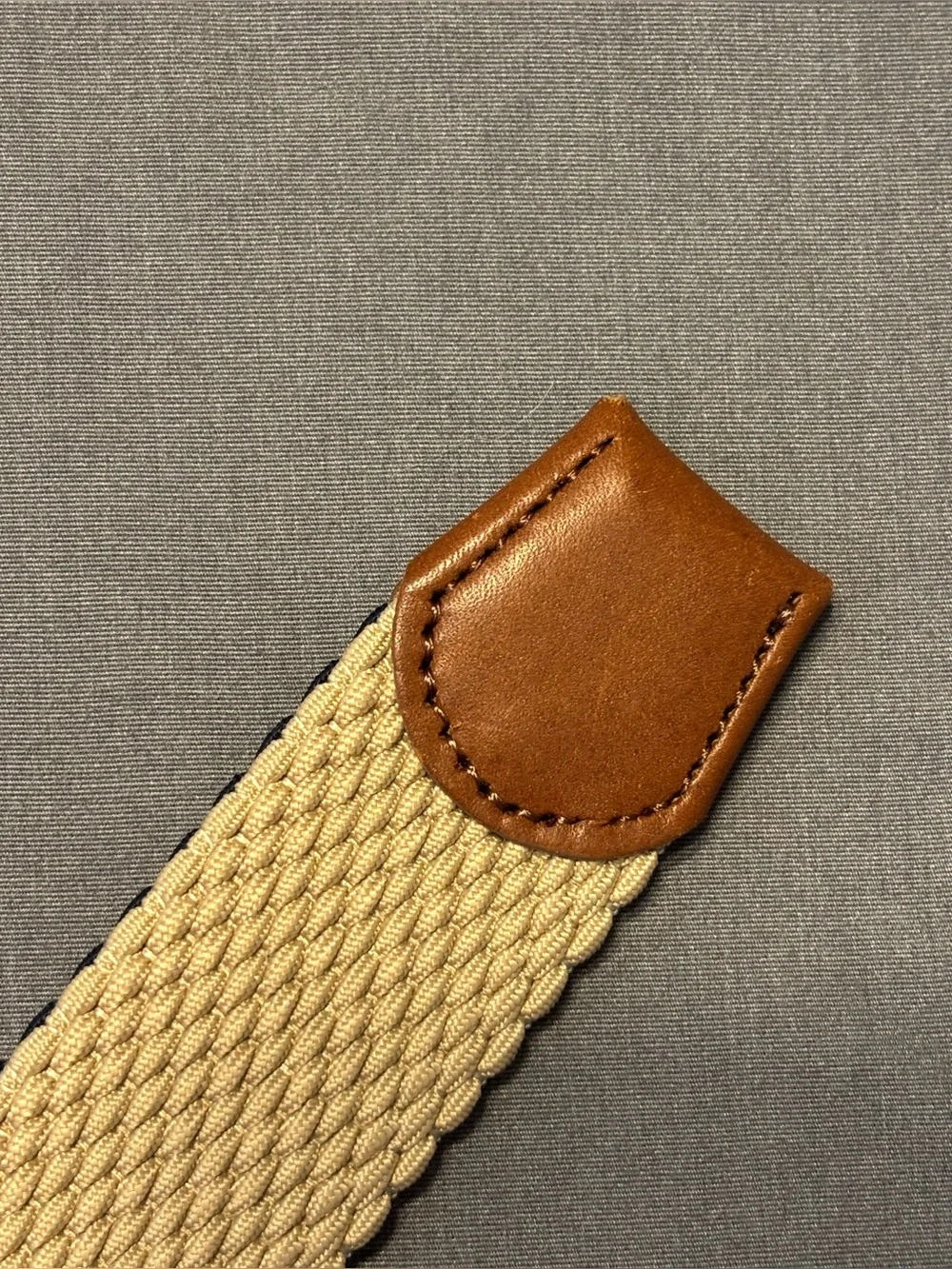 Tommy Bahama Men’s Reversible Woven Belt L/XL 38-42 Khaki Navy Leather Trim